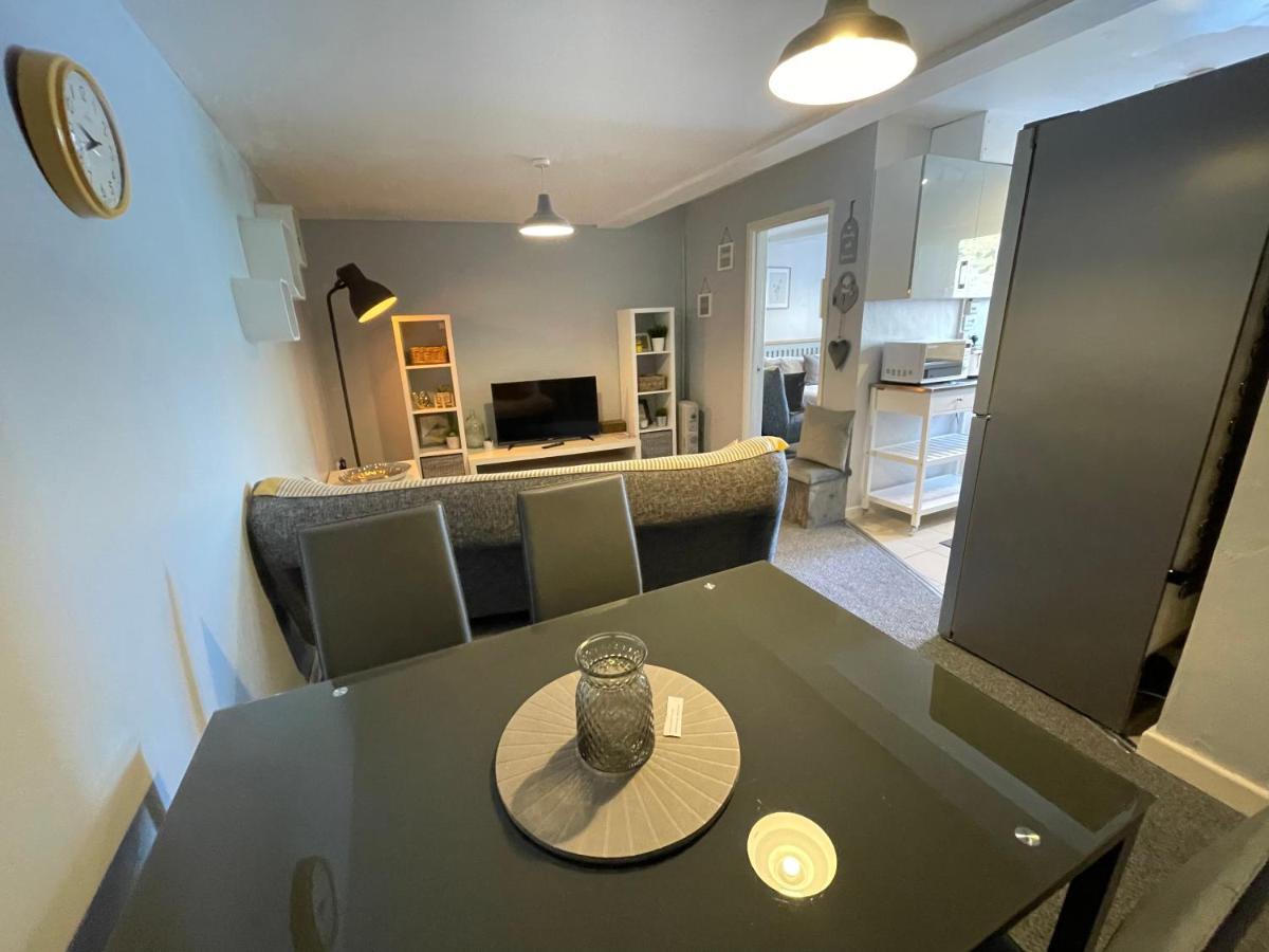 Westend Holiday Let 2 Brecon Buitenkant foto